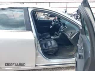 2013 Chevrolet Cruze LTZ с VIN 1G1PG5SBXD7192278, выставлен на аукционе IAAI как лот 43391857 с пробегом 86 808 миль миль и . История ставок и продаж доступна на DreamBid. Изображение 5.