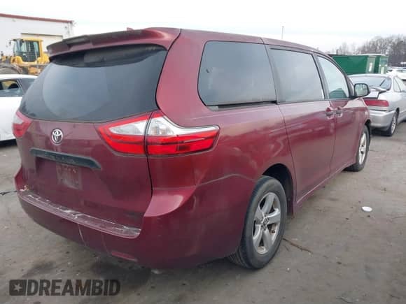 2019 Toyota Sienna L с VIN 5TDZZ3DC3KS968533, выставлен на аукционе IAAI как лот 41390469 с пробегом 74 518 миль миль и . История ставок и продаж доступна на DreamBid. Изображение 4.