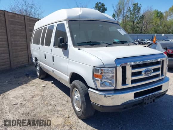 2011 Ford Econoline Cargo Commercial with VIN 1FTNS2EW3BDA91205, listed as a IAAI auction lot 41790122 with 316,987 mi miles and . Bid and sale history available at DreamBid. Image 1.