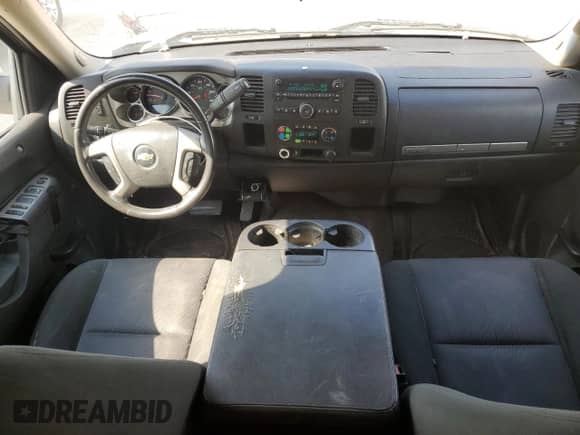2012 Chevrolet Silverado 1500 LT z VIN 1GCRCSE0XCZ270288, wystawiony jako Copart lot #68697675 z przebiegiem 176 429 mil mil oraz Szkoda całkowita • Salvage title. Historia ofert i sprzedaży dostępna na DreamBid. Obrazek 8.