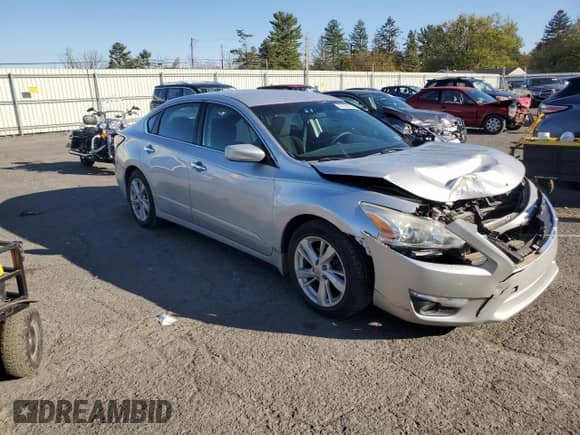 2015 Nissan Altima SV с VIN 1N4AL3APXFC259777, выставлен на аукционе Copart как лот 87225105 с пробегом 153 498 миль миль и Списание • Salvage title. История ставок и продаж доступна на DreamBid. Изображение 4.