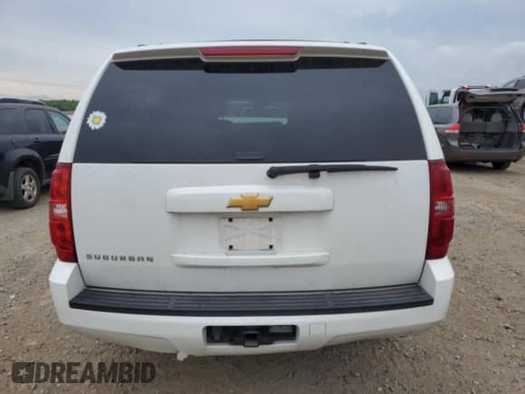 2013 Chevrolet Suburban LS с VIN 1GNSCHE09DR104020, выставлен на аукционе Copart как лот 54845795 с пробегом 178 537 миль миль и Списание • Salvage title. История ставок и продаж доступна на DreamBid. Изображение 6.