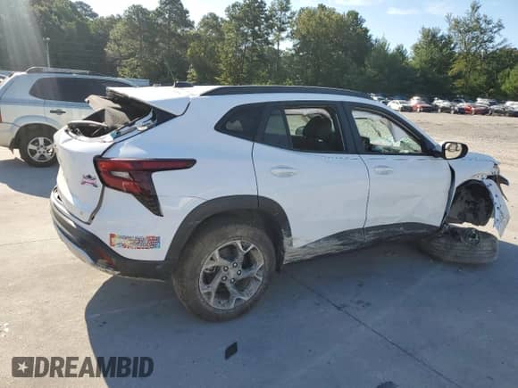 2025 Chevrolet Trax LT с VIN KL77LHEP5SC075477, выставлен на аукционе Copart как лот 70806515 с пробегом Не указан миль и Списание • Salvage title. История ставок и продаж доступна на DreamBid. Изображение 3.