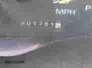 1998 Chevrolet Silverado 2500 z VIN 1GCGK29J9WE232656, wystawiony jako IAAI lot #43377388 z przebiegiem 201 761 mil mil oraz . Historia ofert i sprzedaży dostępna na DreamBid. Obrazek 7.