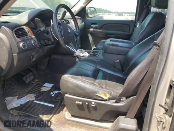 2009 Chevrolet Silverado 1500 LTZ с VIN 1GCEK39039Z208158, выставлен на аукционе Copart как лот 69484225 с пробегом 177 660 миль миль и Списание • Salvage title. История ставок и продаж доступна на DreamBid. Изображение 7.