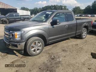 2018 Ford F-150 XL с VIN 1FTEX1C58JKD77938, выставлен на аукционе Copart как лот 71429625 с пробегом 64 627 миль миль и Списание • Salvage title. История ставок и продаж доступна на DreamBid. Изображение 1.