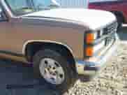 1989 Chevrolet Silverado 2500 с VIN 1GCFC24K6KE103258, выставлен на аукционе IAAI как лот 41550838 с пробегом 101 037 миль миль и . История ставок и продаж доступна на DreamBid. Изображение 6.