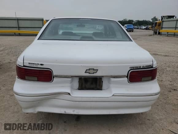 1995 Chevrolet Caprice с VIN 1G1BL52WXSR170887, выставлен на аукционе Copart как лот 67108075 с пробегом 78 913 миль миль и Списание • Salvage title. История ставок и продаж доступна на DreamBid. Изображение 6.