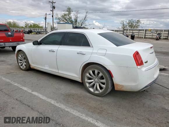 2018 Chrysler 300 Limited с VIN 2C3CCAEG8JH324413, выставлен на аукционе Copart как лот 63115245 с пробегом 98 537 миль миль и Списание • Salvage title. История ставок и продаж доступна на DreamBid. Изображение 2.