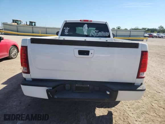 2007 GMC Sierra 1500 SLE1 with VIN 1GTEC14CX7Z641377, listed as a Copart auction lot 81898515 with Not provided miles and Salvage title. Bid and sale history available at DreamBid. Image 6.