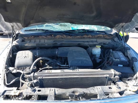 2018 Ram 1500 SLT with VIN 1C6RR6GG7JS303857, listed as a IAAI auction lot 41779748 with 153,289 mi miles and . Bid and sale history available at DreamBid. Image 10.