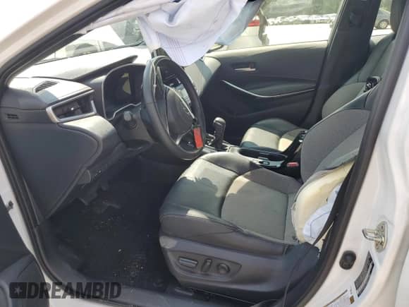 2025 Toyota Corolla XSE z VIN JTNC4MBE6S3236442, wystawiony jako Copart lot #60049825 z przebiegiem 26 780 mil mil oraz Szkoda całkowita • Salvage title. Historia ofert i sprzedaży dostępna na DreamBid. Obrazek 7.