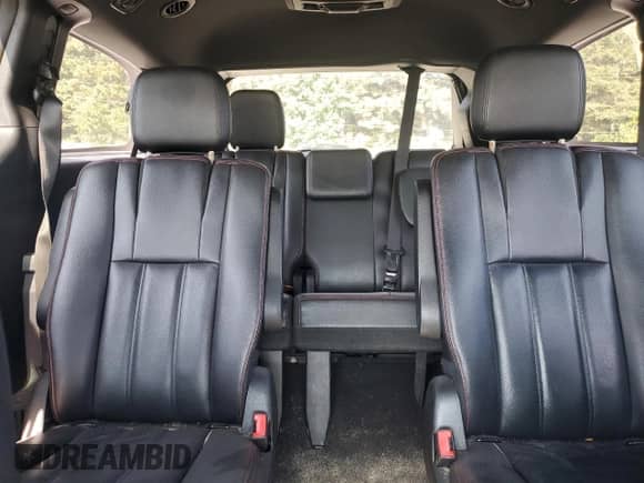 2018 Dodge Grand Caravan GT with VIN 2C4RDGEG4JR297047, listed as a Copart auction lot 82018035 with 160,975 mi miles and Clean title. Bid and sale history available at DreamBid. Image 10.