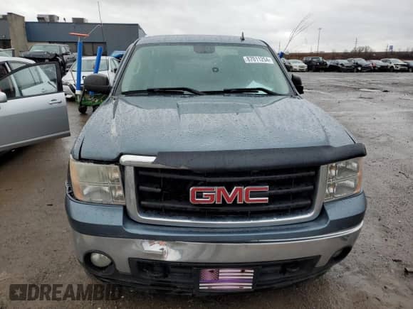 2008 GMC Sierra 1500 SLE2 z VIN 2GTEK190381323385, wystawiony jako Copart lot #87011254 z przebiegiem 240 912 mil mil oraz Czysty tytuł • Clean title. Historia ofert i sprzedaży dostępna na DreamBid. Obrazek 5.