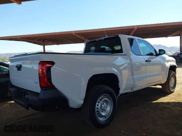 2025 Toyota Tacoma SR with VIN 3TYJDAHN6ST036567, listed as a IAAI auction lot 43283195 with 349 mi miles and . Bid and sale history available at DreamBid. Image 4.