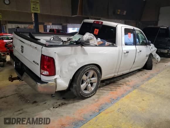2018 Ram 1500 Big Horn z VIN 1C6RR7GG3JS231593, wystawiony jako Copart lot #54815345 z przebiegiem 77 731 mil mil oraz Szkoda całkowita • Salvage title. Historia ofert i sprzedaży dostępna na DreamBid. Obrazek 3.