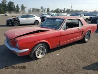 1965 Ford Mustang z VIN 5R07T232058, wystawiony jako Copart lot #71192655 z przebiegiem 59 000 mil mil oraz Szkoda całkowita • Salvage title. Historia ofert i sprzedaży dostępna na DreamBid. Obrazek 1.