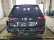 2020 Volkswagen Tiguan SE with VIN 3VV2B7AX8LM159505, listed as a Copart auction lot 69089395 with 70,144 mi miles and Salvage title. Bid and sale history available at DreamBid. Image 6.