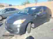 2015 Toyota Prius Four z VIN JTDKN3DU8F1909356, wystawiony jako IAAI lot #43400017 z przebiegiem 215 913 mil mil oraz . Historia ofert i sprzedaży dostępna na DreamBid. Obrazek 2.