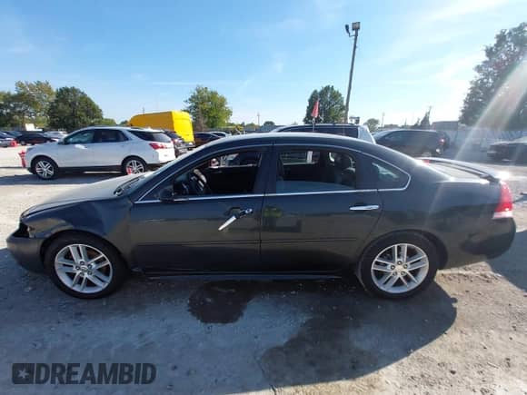 2016 Chevrolet Impala LTZ with VIN 2G1WC5E3XG1112619, listed as a IAAI auction lot 43237221 with 138,006 mi miles and . Bid and sale history available at DreamBid. Image 14.