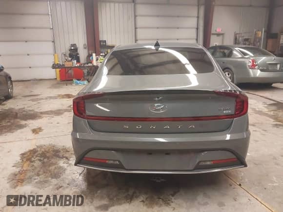 2022 Hyundai Sonata Blue с VIN KMHL24JJ3NA048305, выставлен на аукционе IAAI как лот 41572735 с пробегом 88 085 миль миль и . История ставок и продаж доступна на DreamBid. Изображение 16.