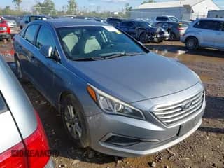 2017 Hyundai Sonata SE with VIN 5NPE24AF2HH450855, listed as a IAAI auction lot 43390679 with 173,085 mi miles and . Bid and sale history available at DreamBid. Image 1.