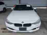 2013 BMW 3 Series 328i xDrive с VIN WBA3B5C52DF596840, выставлен на аукционе IAAI как лот 43258505 с пробегом Не указан миль и . История ставок и продаж доступна на DreamBid. Изображение 11.