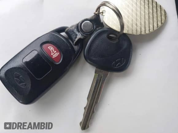 2018 Hyundai Elantra SE z VIN KMHD74LF2JU502082, wystawiony jako IAAI lot #43403580 z przebiegiem 65 514 mil mil oraz . Historia ofert i sprzedaży dostępna na DreamBid. Obrazek 11.