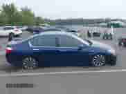 2015 Honda Accord Touring z VIN 1HGCR6F75FA014927, wystawiony jako IAAI lot #43268149 z przebiegiem 132 281 mil mil oraz . Historia ofert i sprzedaży dostępna na DreamBid. Obrazek 17.