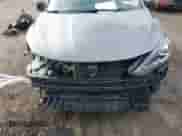 2017 Nissan Sentra SR с VIN 3N1AB7AP2HY331735, выставлен на аукционе IAAI как лот 43314553 с пробегом 87 348 миль миль и . История ставок и продаж доступна на DreamBid. Изображение 6.