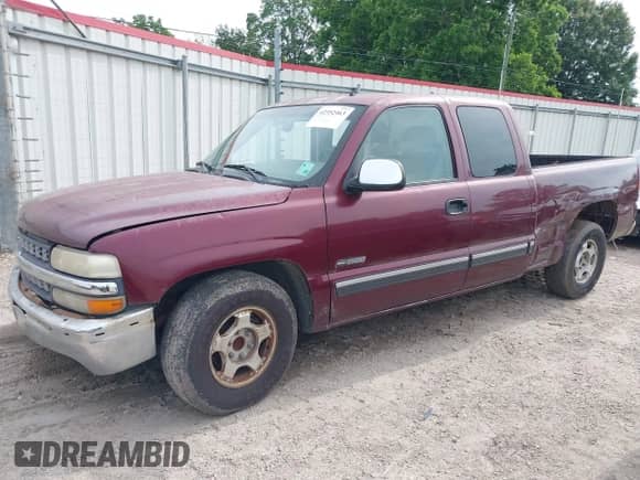 2002 Chevrolet Silverado 1500 LS with VIN 2GCEC19T221106229, listed as a IAAI auction lot 42352463 with 324,514 mi miles and . Bid and sale history available at DreamBid. Image 14.