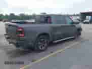 2019 Ram 1500 Rebel z VIN 1C6RRELT5KN625118, wystawiony jako IAAI lot #42426818 z przebiegiem 116 429 mil mil oraz . Historia ofert i sprzedaży dostępna na DreamBid. Obrazek 4.