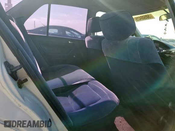 1991 Honda Accord с VIN 1HGCB7647MA136590, выставлен на аукционе Copart как лот 58500425 с пробегом 149 771 миль миль и Списание • Salvage title. История ставок и продаж доступна на DreamBid. Изображение 10.