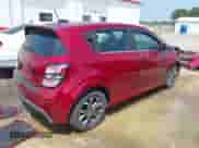 2019 Chevrolet Sonic LT с VIN 1G1JD6SB2K4112782, выставлен на аукционе IAAI как лот 42442375 с пробегом 37 237 миль миль и . История ставок и продаж доступна на DreamBid. Изображение 4.