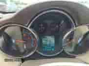 2015 Chevrolet Cruze Diesel z VIN 1G1P75SZ9F7299774, wystawiony jako Copart lot #68167825 z przebiegiem 131 509 mil mil oraz Szkoda całkowita • Salvage title. Historia ofert i sprzedaży dostępna na DreamBid. Obrazek 9.