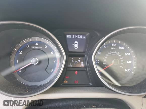 2016 Hyundai Elantra with VIN KMHD35LH9GU328572, listed as a Copart auction lot 82292945 with 214,238 mi miles and Clean title. Bid and sale history available at DreamBid. Image 9.