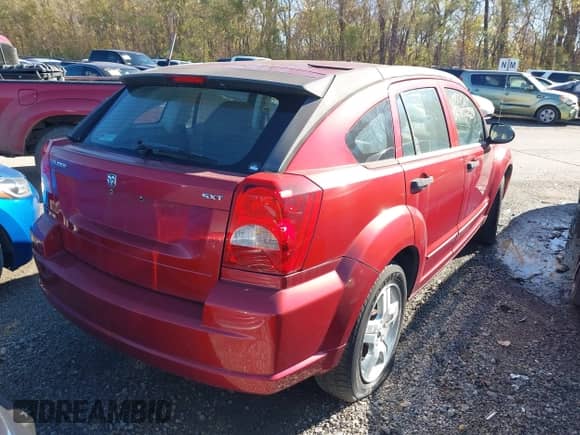 2007 Dodge Caliber SXT with VIN 1B3HB48B67D248946, listed as a IAAI auction lot 40877529 with 45,569 mi miles and . Bid and sale history available at DreamBid. Image 4.