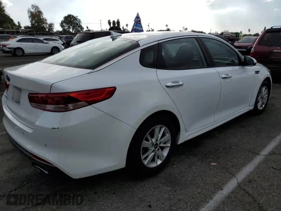 2018 Kia Optima LX with VIN 5XXGT4L34JG239893, listed as a Copart auction lot 80591654 with 99,955 mi miles and Salvage title. Bid and sale history available at DreamBid. Image 3.