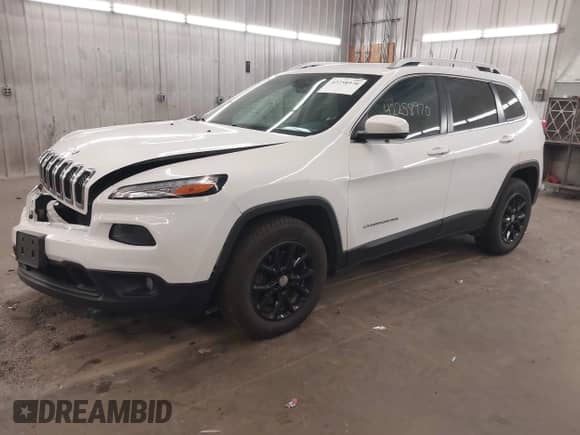 2016 Jeep Cherokee Latitude с VIN 1C4PJMCS8GW199290, выставлен на аукционе IAAI как лот 42258970 с пробегом 184 698 миль миль и . История ставок и продаж доступна на DreamBid. Изображение 18.