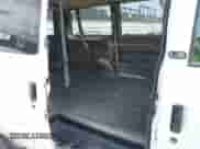2002 Chevrolet Astro z VIN 1GNDM19X92B129672, wystawiony jako IAAI lot #42455077 z przebiegiem 132 368 mil mil oraz . Historia ofert i sprzedaży dostępna na DreamBid. Obrazek 8.
