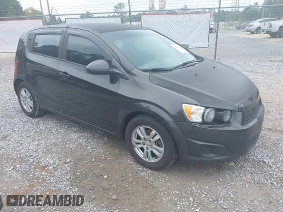 2013 Chevrolet Sonic LT with VIN 1G1JC6SB1D4209882, listed as a IAAI auction lot 43078938 with 139,018 mi miles and . Bid and sale history available at DreamBid. Image 1.