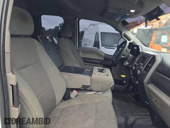 2018 Ford F-250 XL с VIN 1FT7X2B60JEC21237, выставлен на аукционе IAAI как лот 43438119 с пробегом 174 880 миль миль и . История ставок и продаж доступна на DreamBid. Изображение 8.