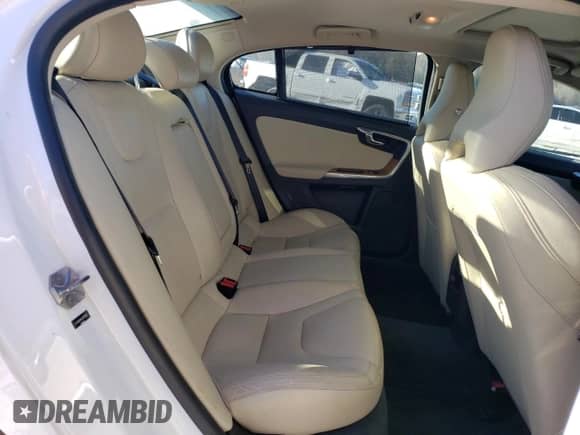 2018 Volvo S60 Inscription Platinum с VIN LYV402HMXJB173940, выставлен на аукционе Copart как лот 79172763 с пробегом 84 912 миль миль и . История ставок и продаж доступна на DreamBid. Изображение 10.