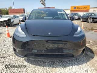 2021 Tesla Model Y Long Range with VIN 5YJYGDEE2MF064980, listed as a Copart auction lot 70505274 with 46,430 mi miles and Salvage title. Bid and sale history available at DreamBid. Image 5.