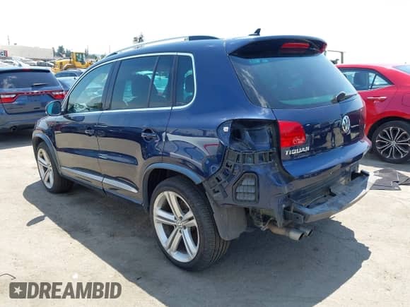 2016 Volkswagen Tiguan S with VIN WVGAV7AX3GW604980, listed as a IAAI auction lot 42777619 with 109,725 mi miles and . Bid and sale history available at DreamBid. Image 3.