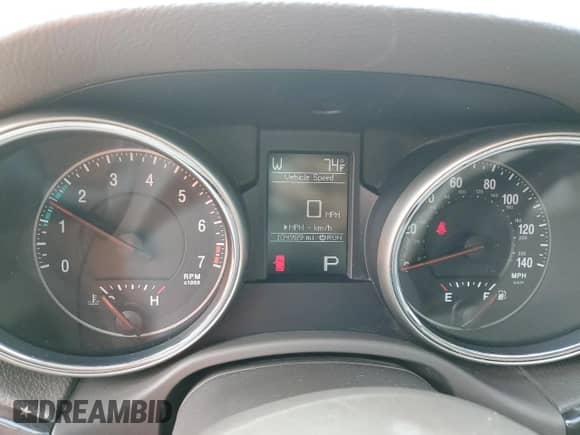 2011 Jeep Grand Cherokee 70th Anniversary with VIN 1J4RR4GGXBC563334, listed as a Copart auction lot 71876355 with 104,989 mi miles and Clean title. Bid and sale history available at DreamBid. Image 9.