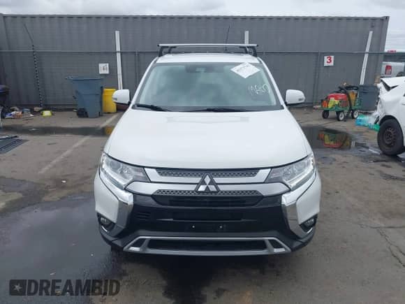 2020 Mitsubishi Outlander ES с VIN JA4AZ3A32LZ003688, выставлен на аукционе IAAI как лот 43371741 с пробегом 51 186 миль миль и . История ставок и продаж доступна на DreamBid. Изображение 13.