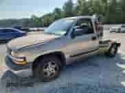 2000 Chevrolet Silverado 1500 z VIN 1GCEC14V7YZ105294, wystawiony jako Copart lot #71396935 z przebiegiem 257 942 mil mil oraz Szkoda całkowita • Salvage title. Historia ofert i sprzedaży dostępna na DreamBid. Obrazek 1.