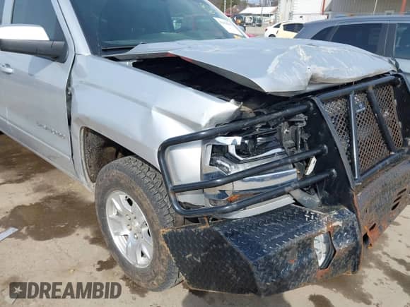 2016 Chevrolet Silverado 1500 LT with VIN 1GCUKREC9GF229979, listed as a IAAI auction lot 41859015 with 110,821 mi miles and . Bid and sale history available at DreamBid. Image 17.
