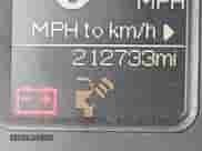 2014 Ram 1500 Express z VIN 1C6RR6KT3ES154972, wystawiony jako IAAI lot #42396509 z przebiegiem 212 733 mil mil oraz . Historia ofert i sprzedaży dostępna na DreamBid. Obrazek 16.